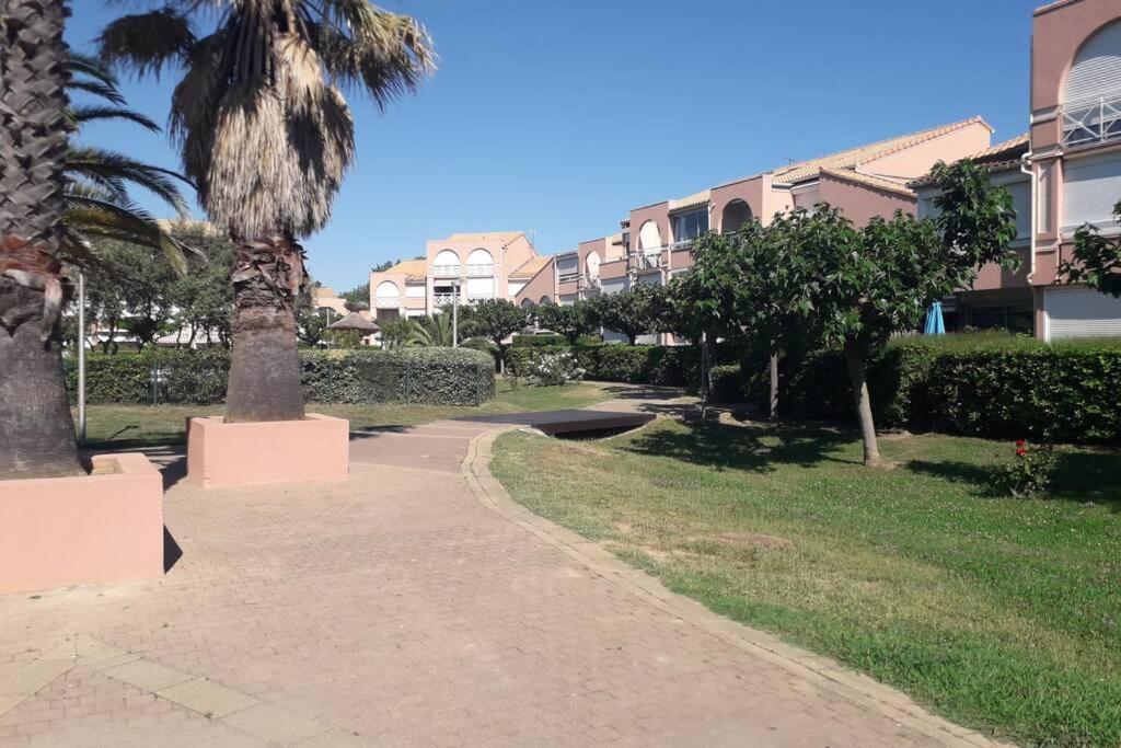 Nid Douillet F2, Clim, Jardin, Piscine, Parking, Plage 200 M Palavas Exterior foto